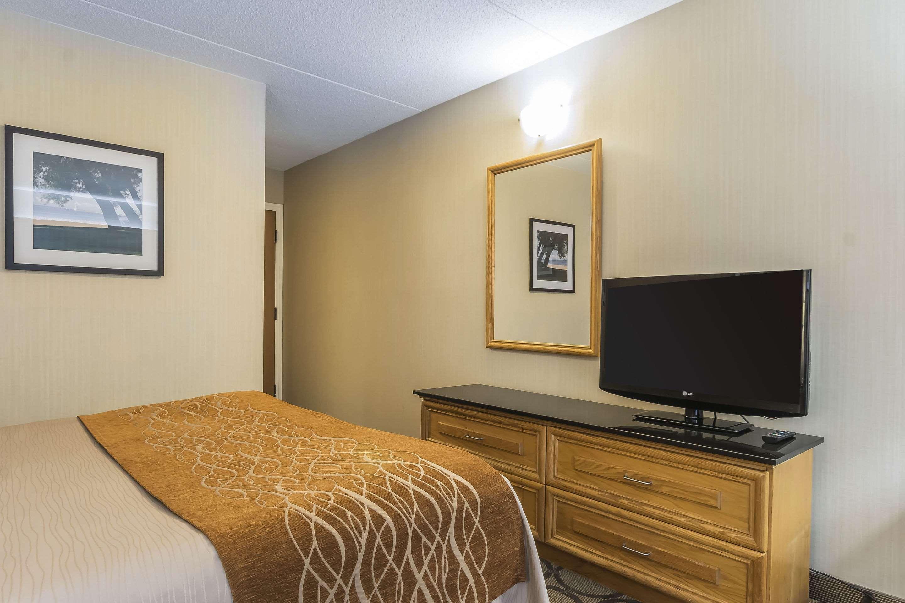Comfort Inn Cobourg Exterior foto