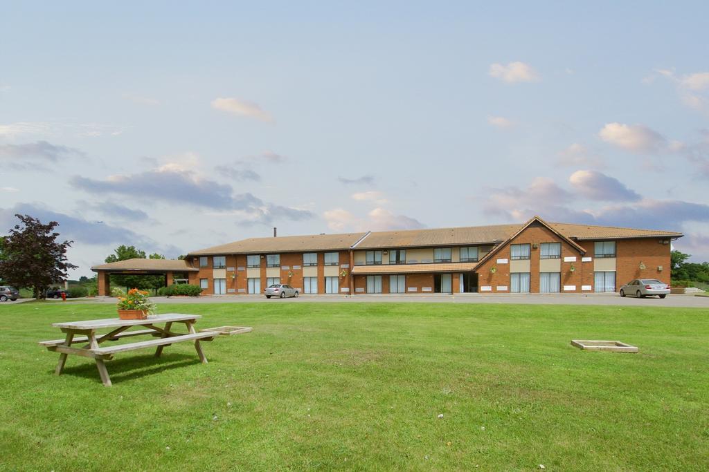 Comfort Inn Cobourg Exterior foto